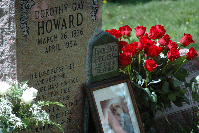 Dorothy%27s&OldStone